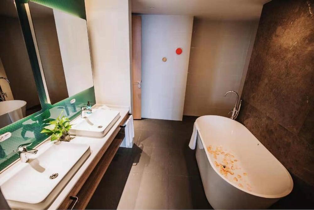 Holiday Inn Express Ningbo Fenghua By Ihg מראה חיצוני תמונה