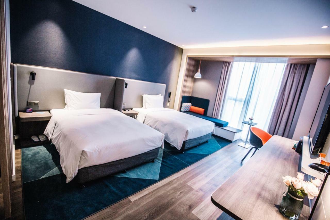 Holiday Inn Express Ningbo Fenghua By Ihg מראה חיצוני תמונה